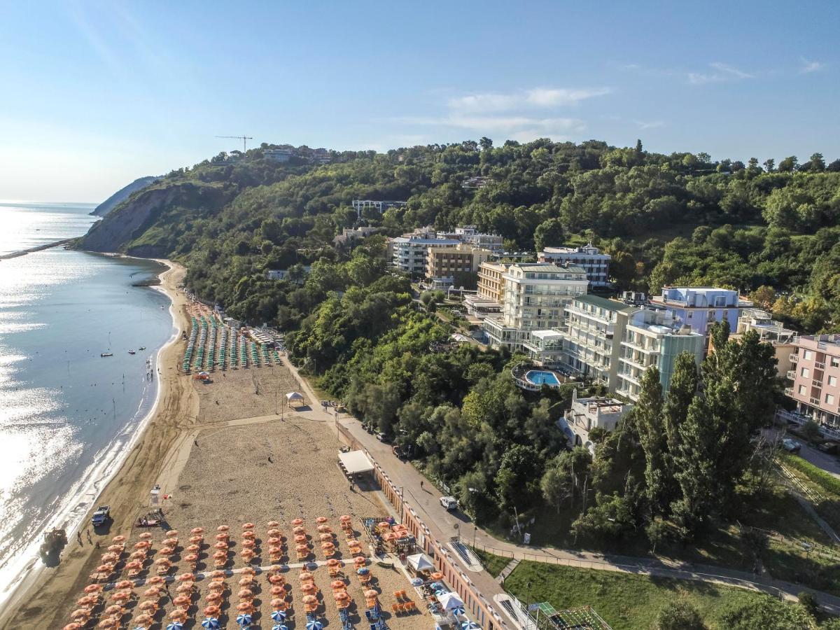 Hotel Sans Souci Gabicce Mare Exterior photo