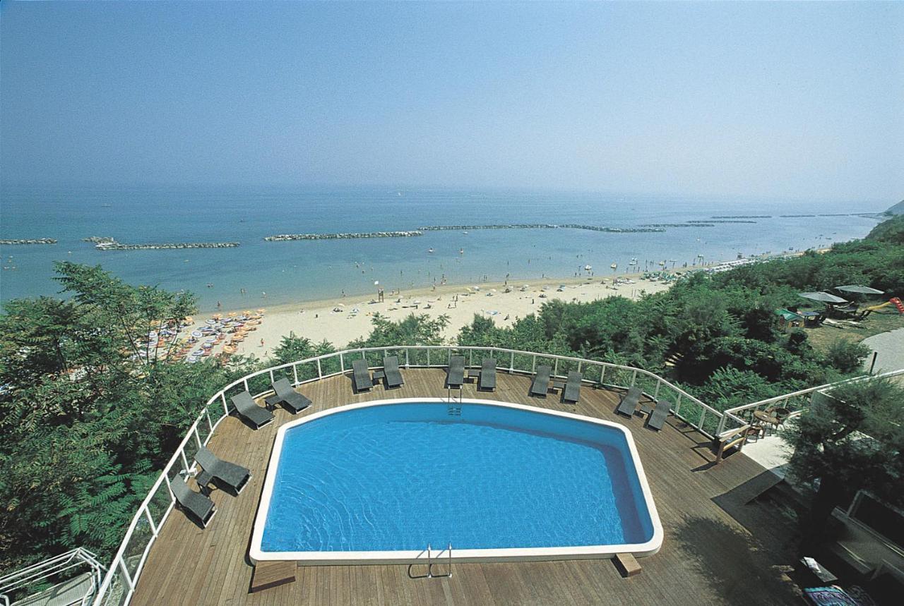 Hotel Sans Souci Gabicce Mare Exterior photo